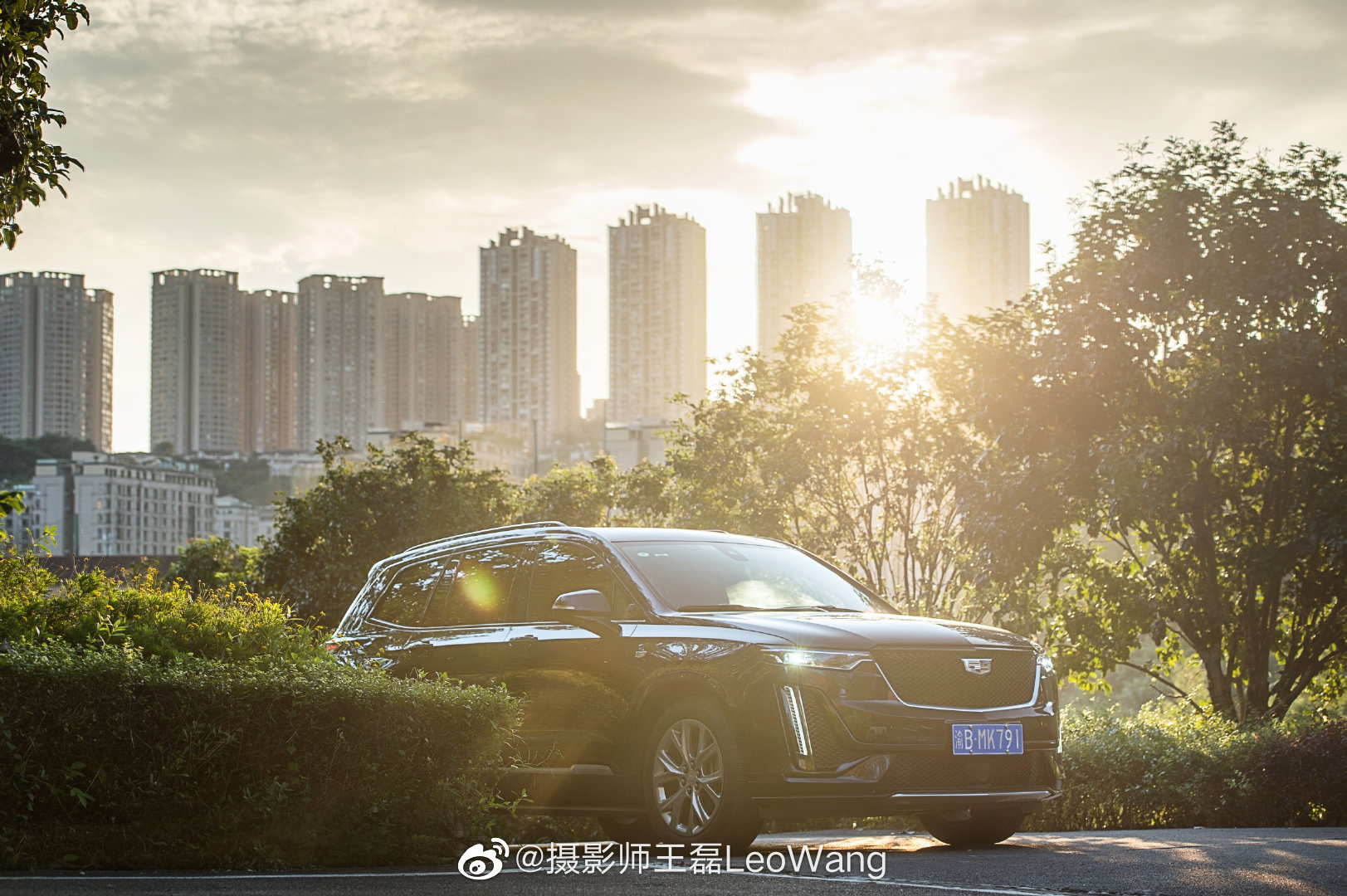 前段时间阳光正好的时候,拍摄的凯迪拉克XT6