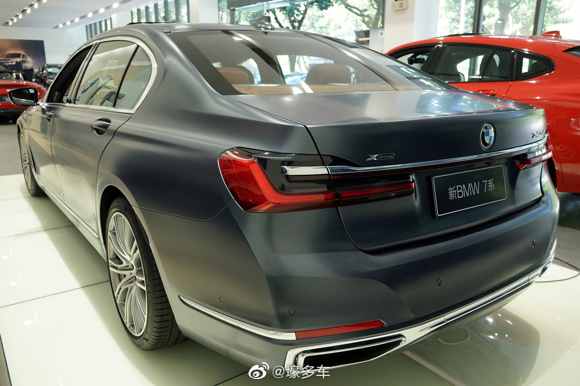 汽车美图抢先看：宝马 740Li xDrive 五座版