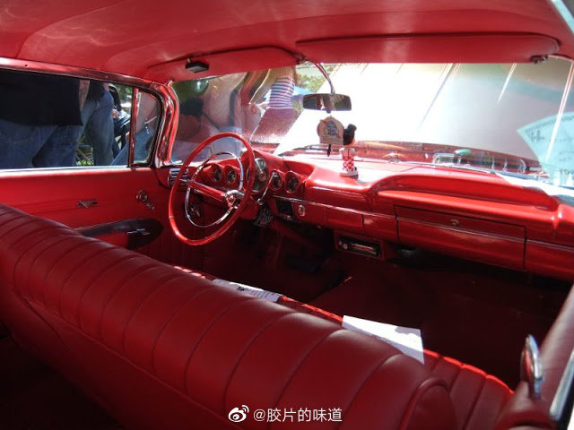 1959 年的凯迪拉克 DeVilles 系列汽车。