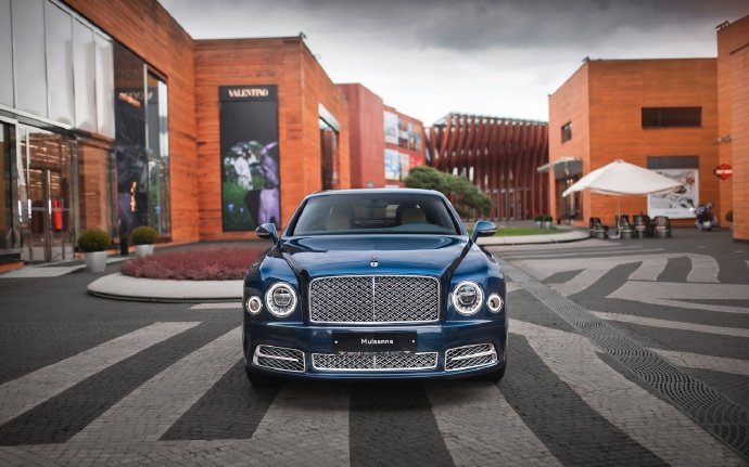 Bentley Mulsanne 美呆了！无敌了！！！