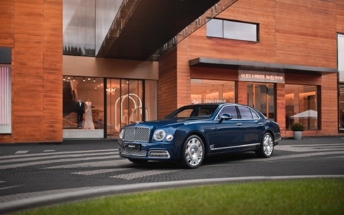 Bentley Mulsanne 美呆了！无敌了！！！