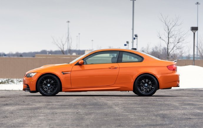 宝马M3,跑在路上可能会被人看不起眼,当成5系或者3系。