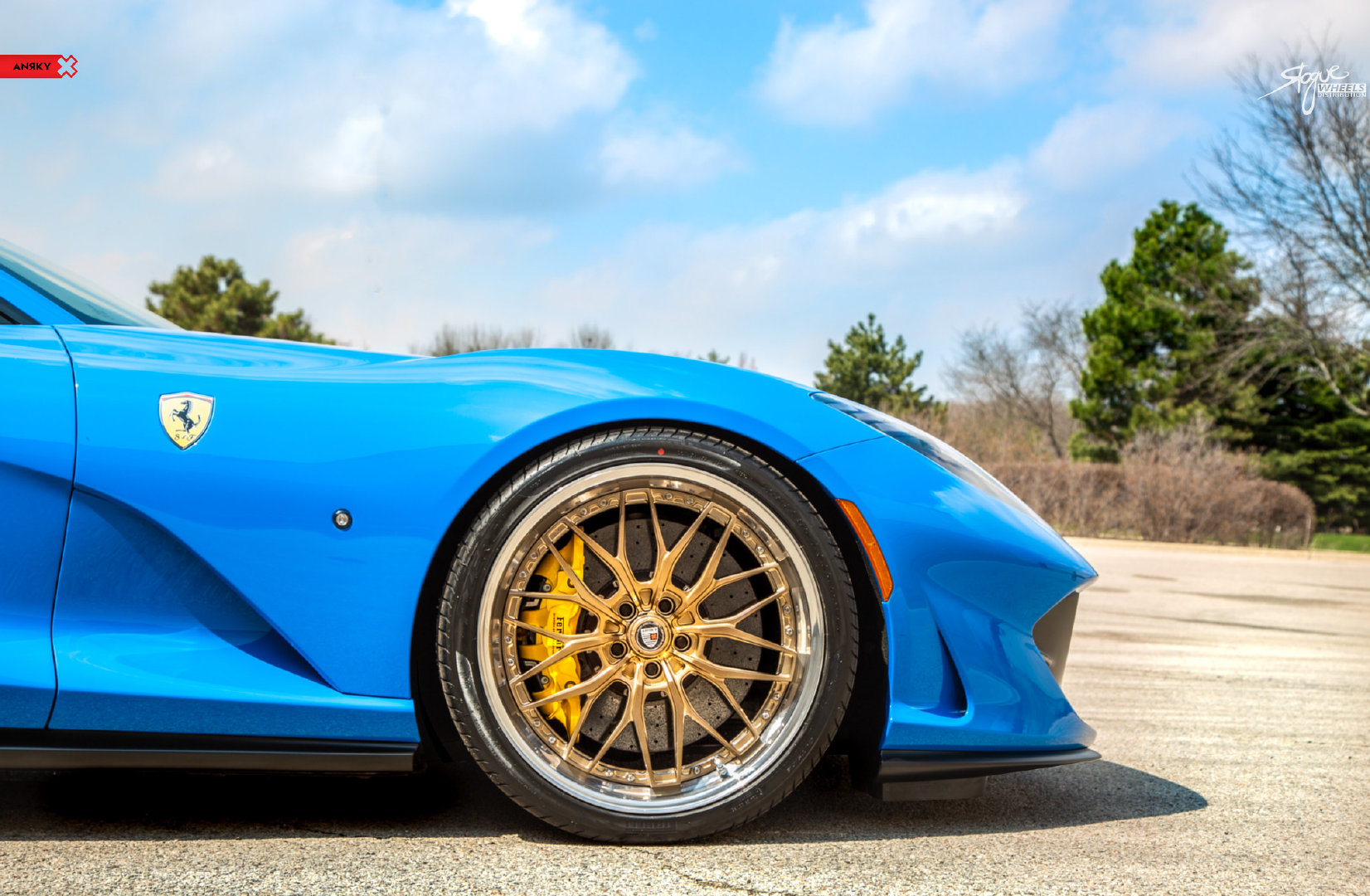 Ferrari 812 Superfast 这颜色可以么?