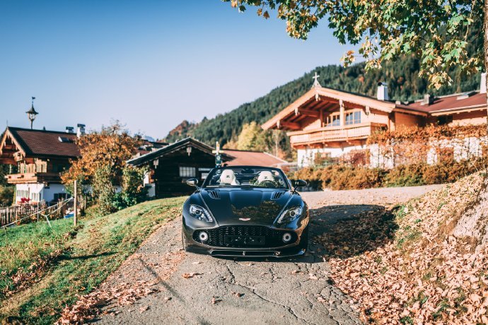 Aston Martin Vanquish Zagato Volante 酷炫滴~