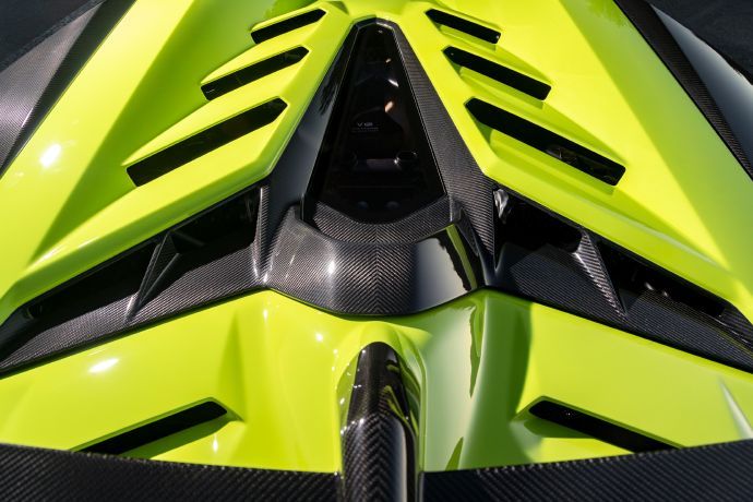 2020 Lamborghini Aventador SVJ Roadster 细节很到位~