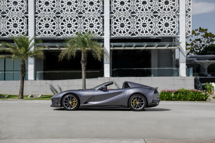 Ferrari 812 GTS,让人无法抗拒的魅力