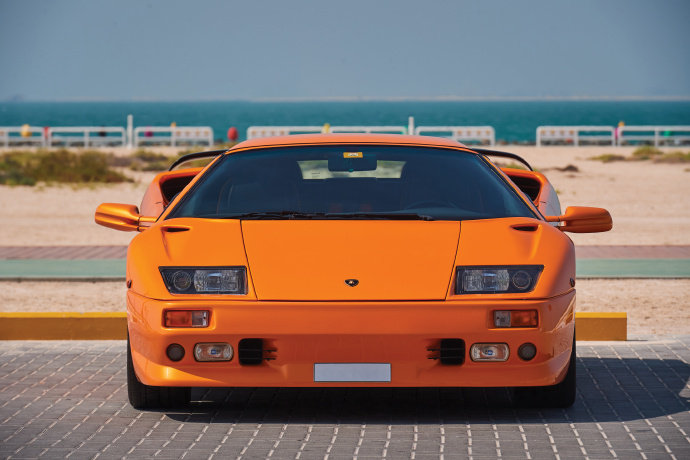 Lamborghini Diablo VT Roadster 这色彩也太悦目了吧!