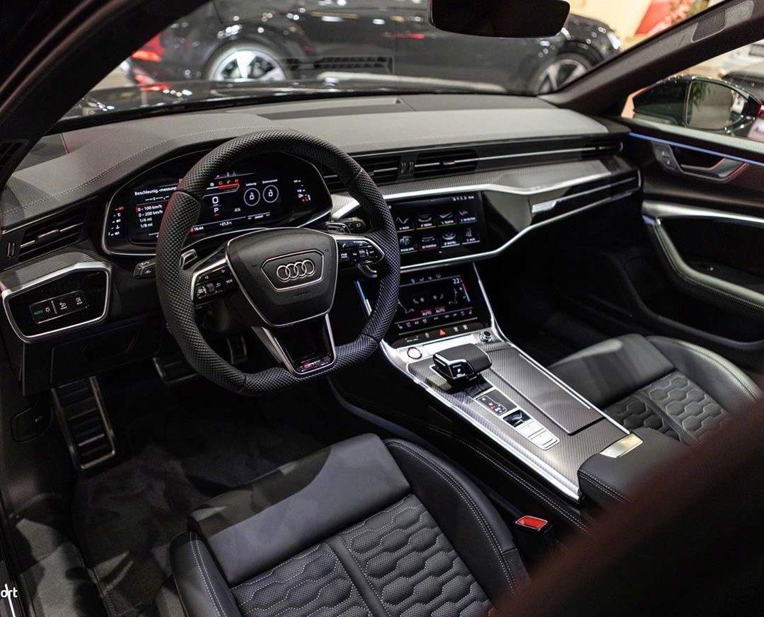 人生有了新的目标:奥迪RS6