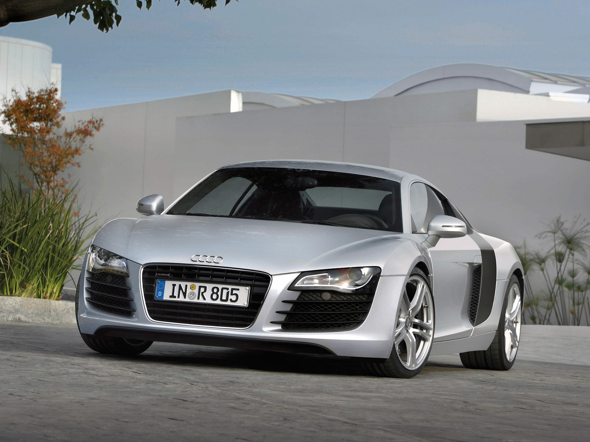 汽车美图:audi r8 跑一圈么朋友