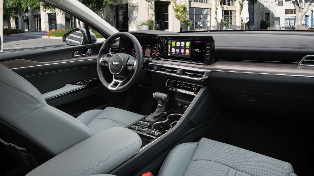 2021款起亚K5-GT-LINE,5.8秒破百!