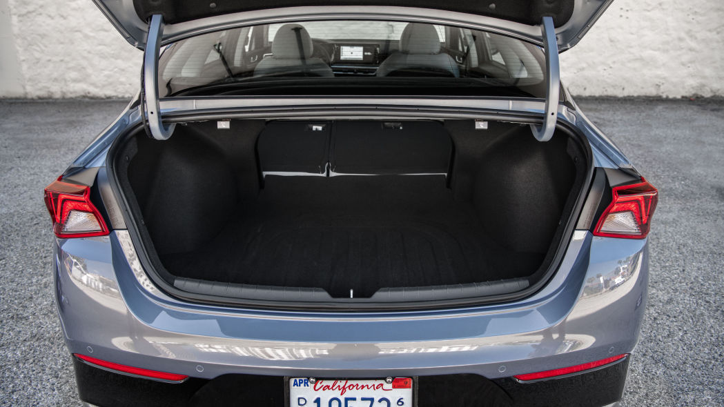 2021款起亚K5-GT-LINE,5.8秒破百!