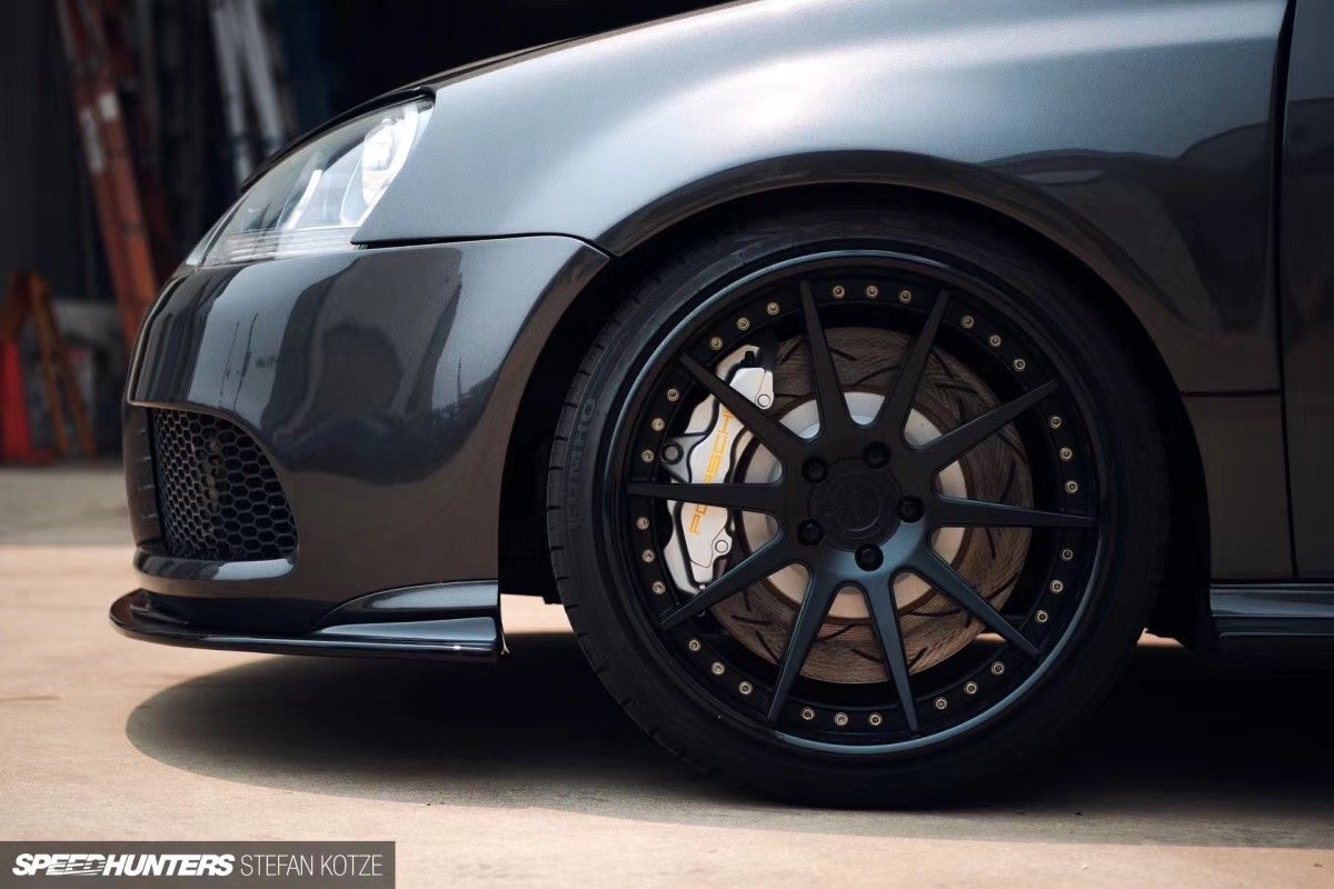 Golf MK5 R32 恰到好处的碳纤维件