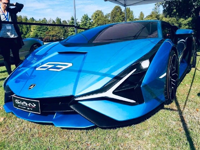 兰博基尼SIAN 帅到没朋友,这辈子能开一次就没遗憾了!