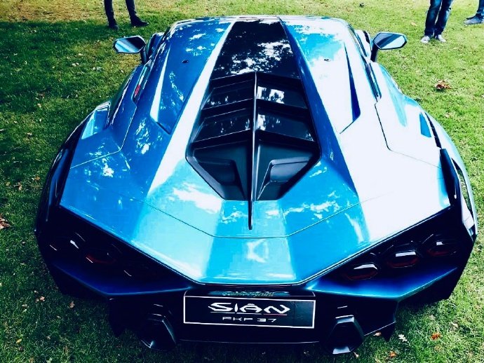 兰博基尼SIAN 帅到没朋友,这辈子能开一次就没遗憾了!