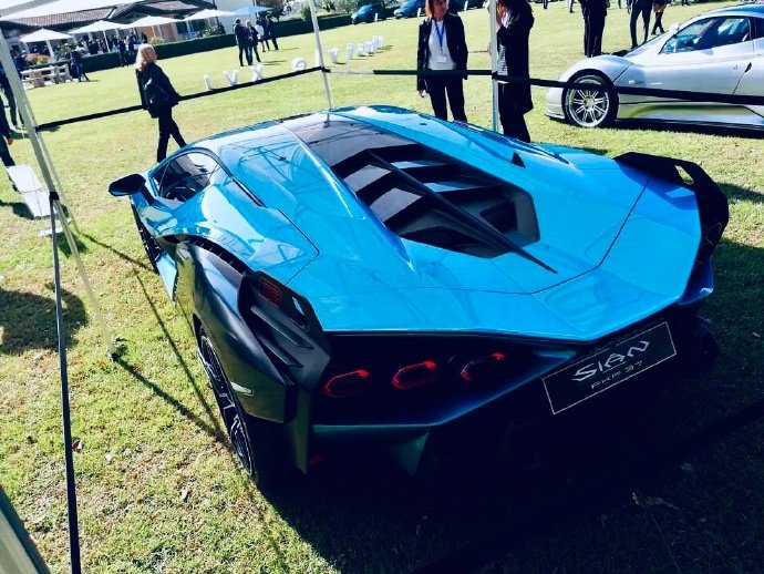 兰博基尼SIAN 帅到没朋友,这辈子能开一次就没遗憾了!