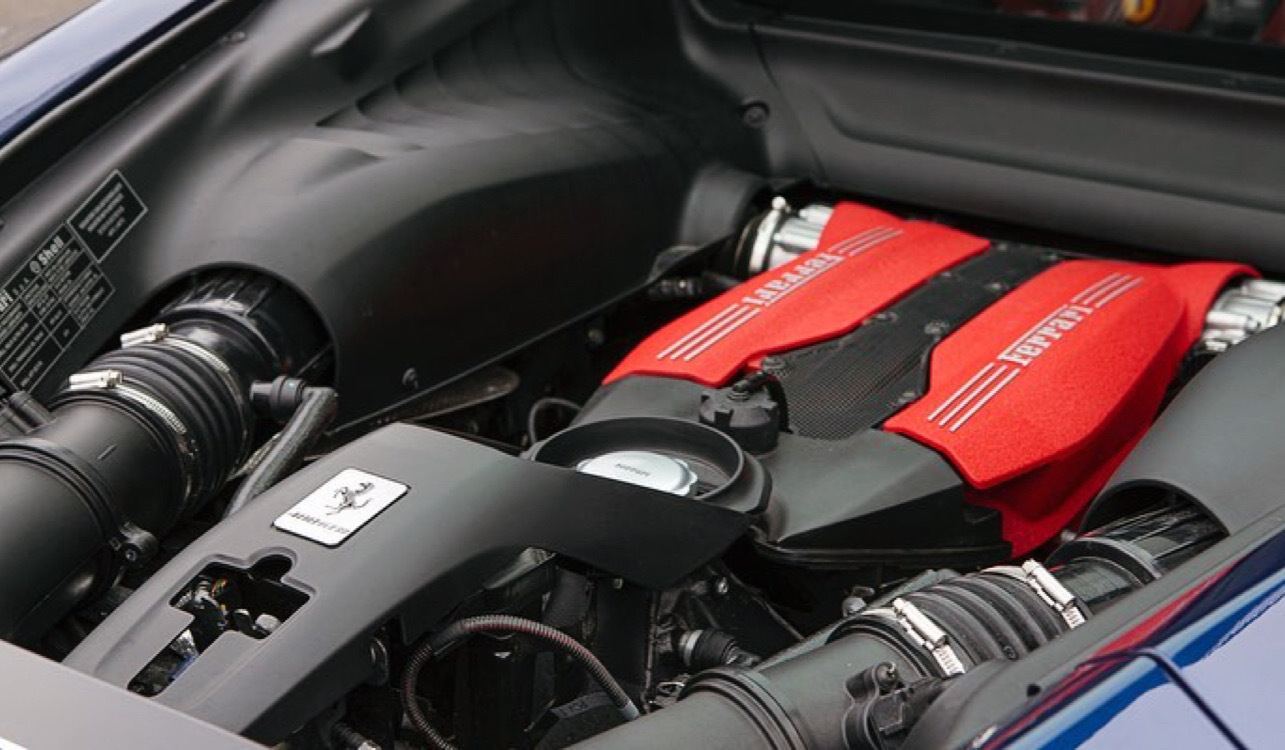 国庆快到啦,准备去哪玩呢Ferrari 488 GTB