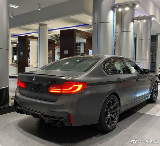 速度与激情的代表者:宝马M5