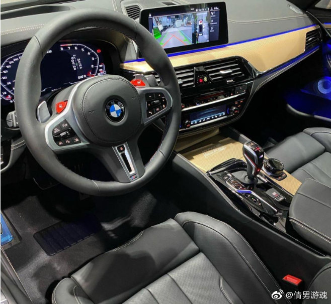 速度与激情的代表者:宝马M5