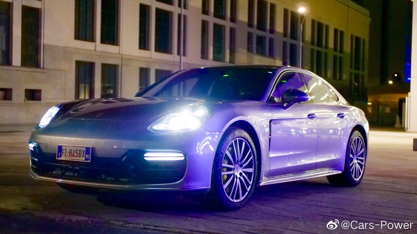 夜之魅惑 保时捷 Panamera 4 e-hybrid