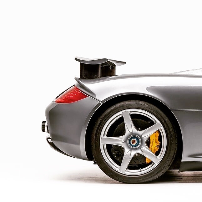 Porsche Carrera GT，这外观设计，依旧是那么漂亮