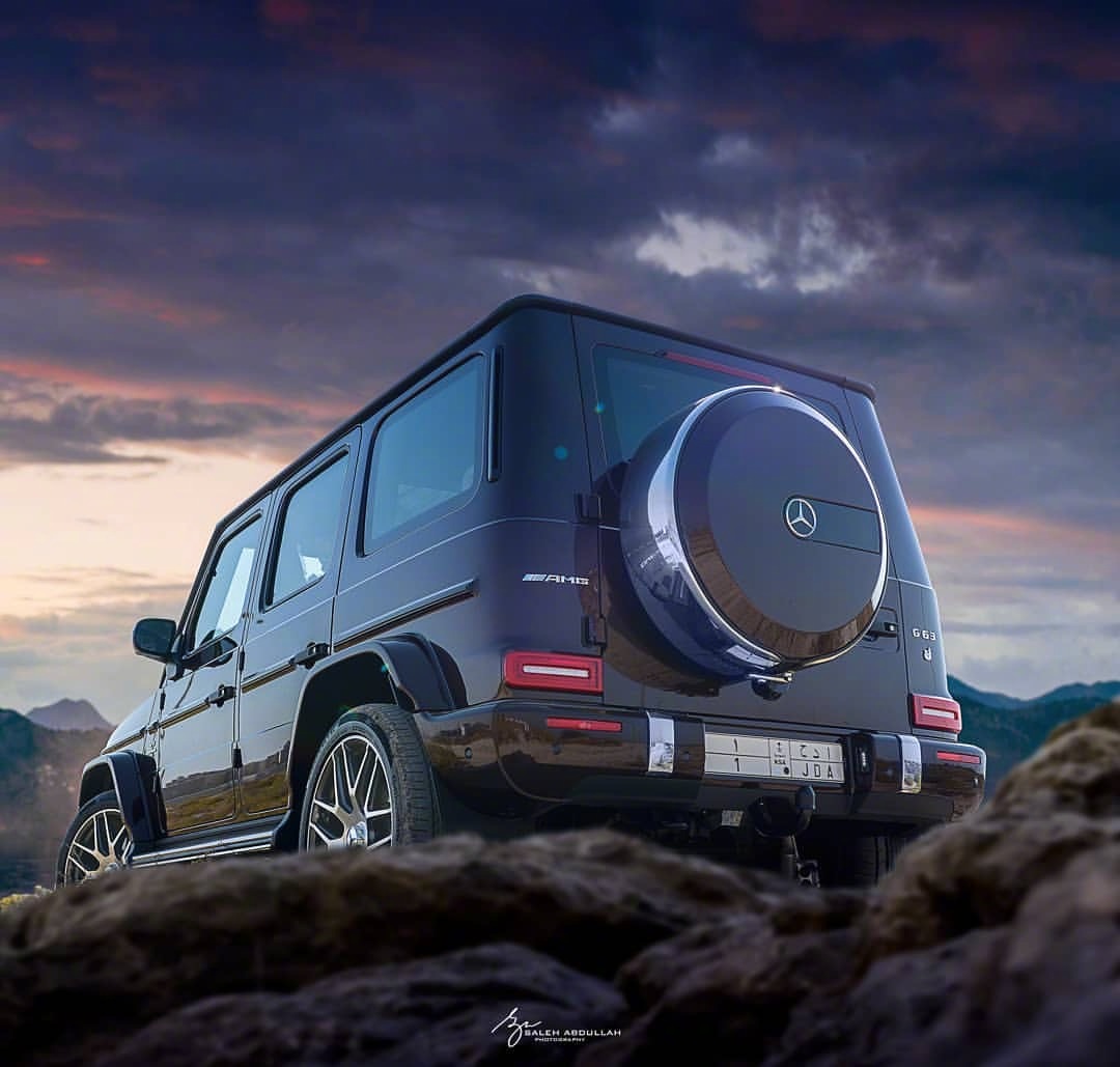 拥有一台巴博斯版本的奔驰G级大匣子会不会是一件很爽的事情?