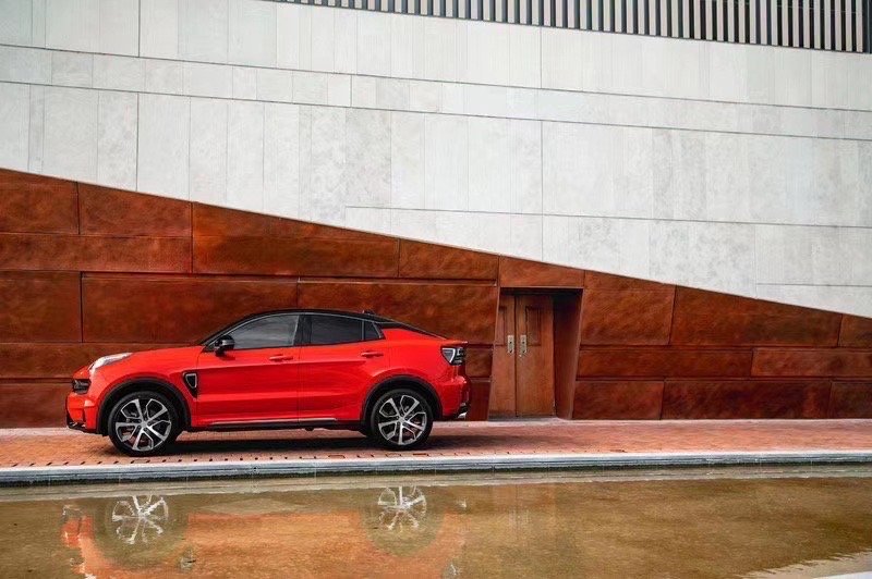 01务实,02个性,03运动,到了05领克明显要讲格调和设计