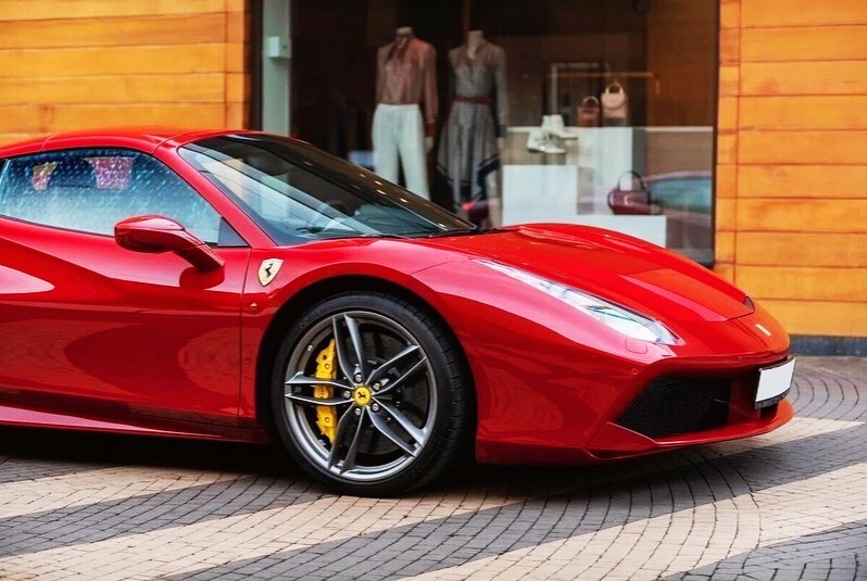 每天一组汽车美图:Ferrari 488 Spider,如果……