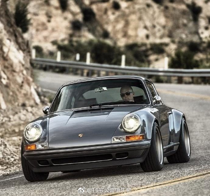 porsche911,porsche panamera 保时捷singer911今天为dreamcar努力了吗