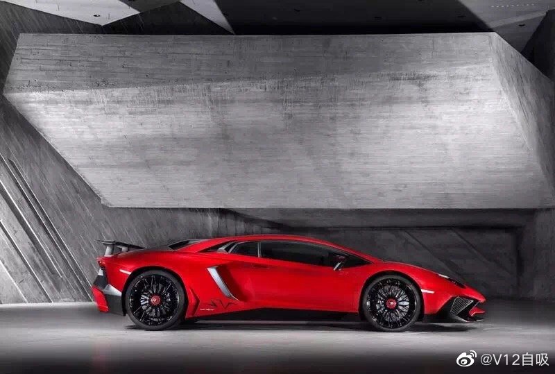 一张图了解兰博基尼Aventador SV