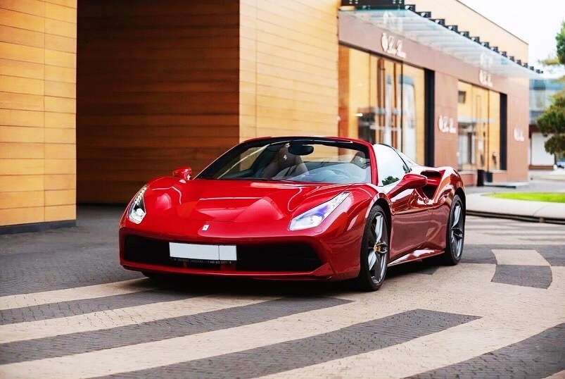 每天一组汽车美图:Ferrari 488 Spider,如果……