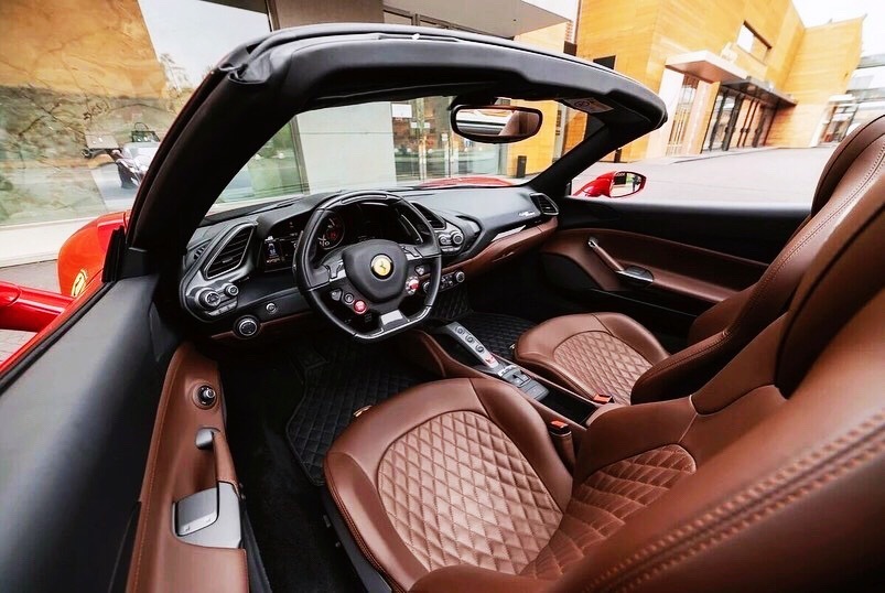 每天一组汽车美图:Ferrari 488 Spider,如果……