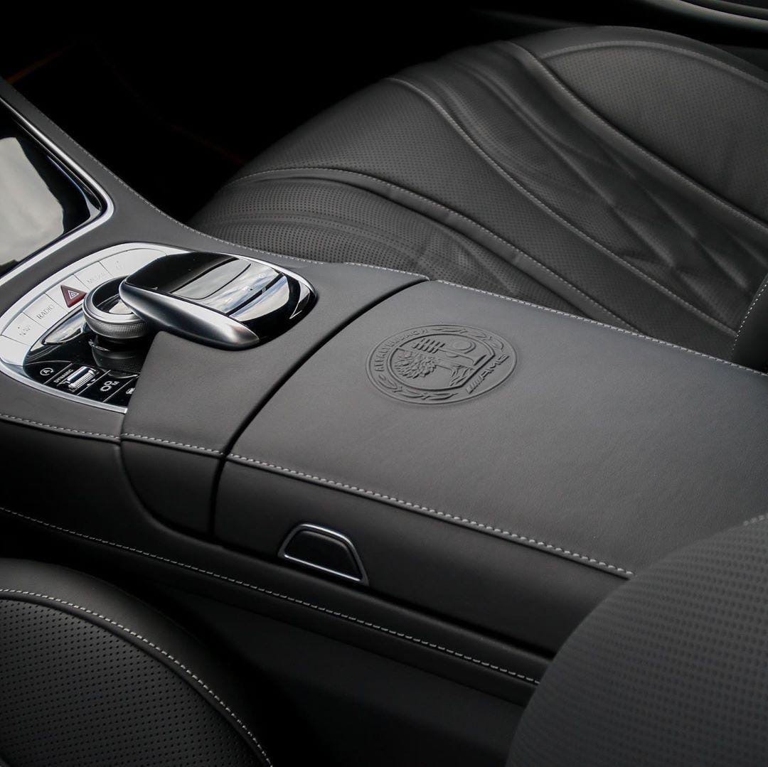 AMG S:战意十足的配色!