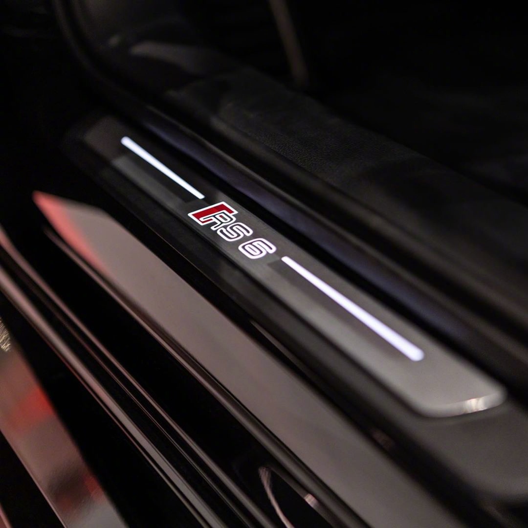 人生有了新的目标:奥迪RS6