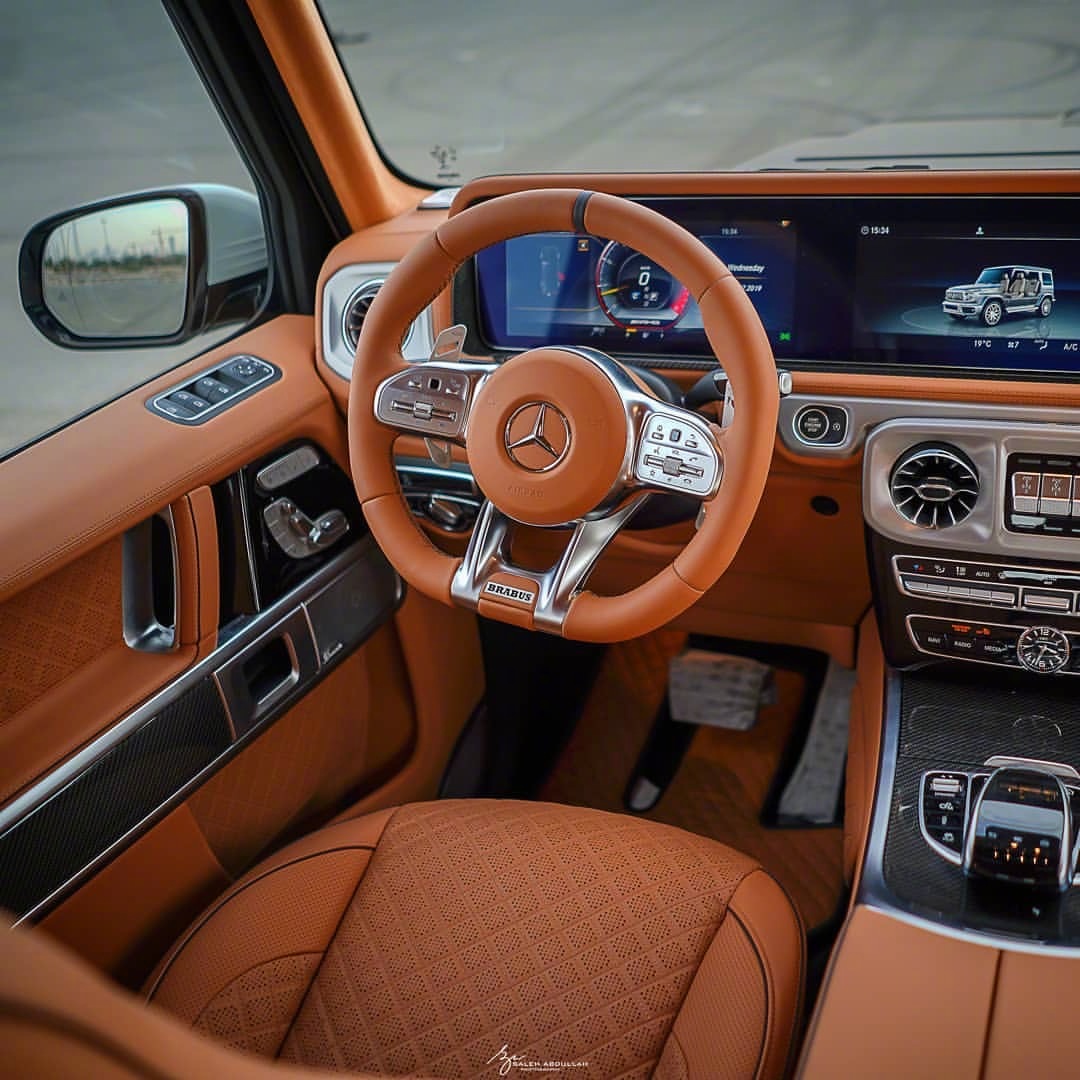 拥有一台巴博斯版本的奔驰G级大匣子会不会是一件很爽的事情?