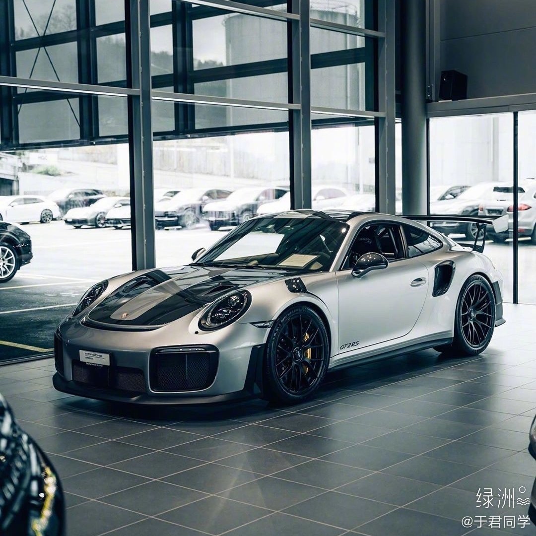 能合法上牌的赛车 保时捷911 GT2 RS