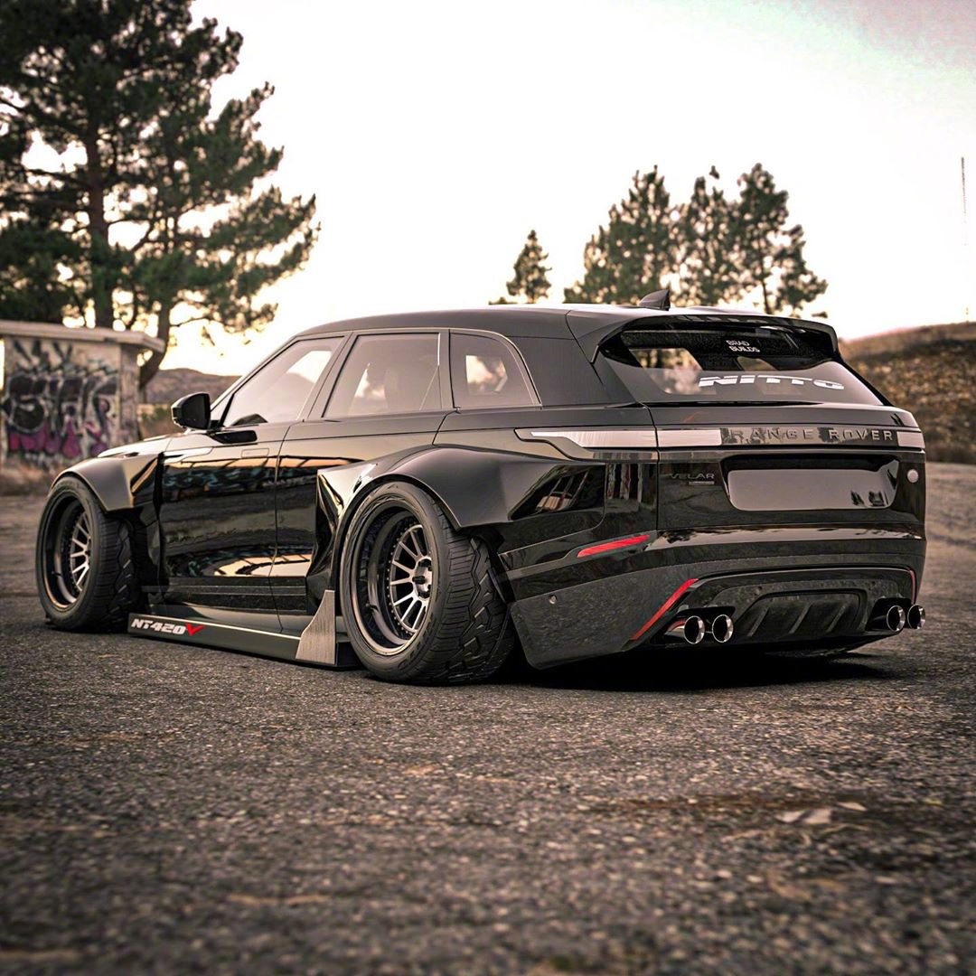 两台不务正业的SUV!明显奥迪Q8更帅啊!