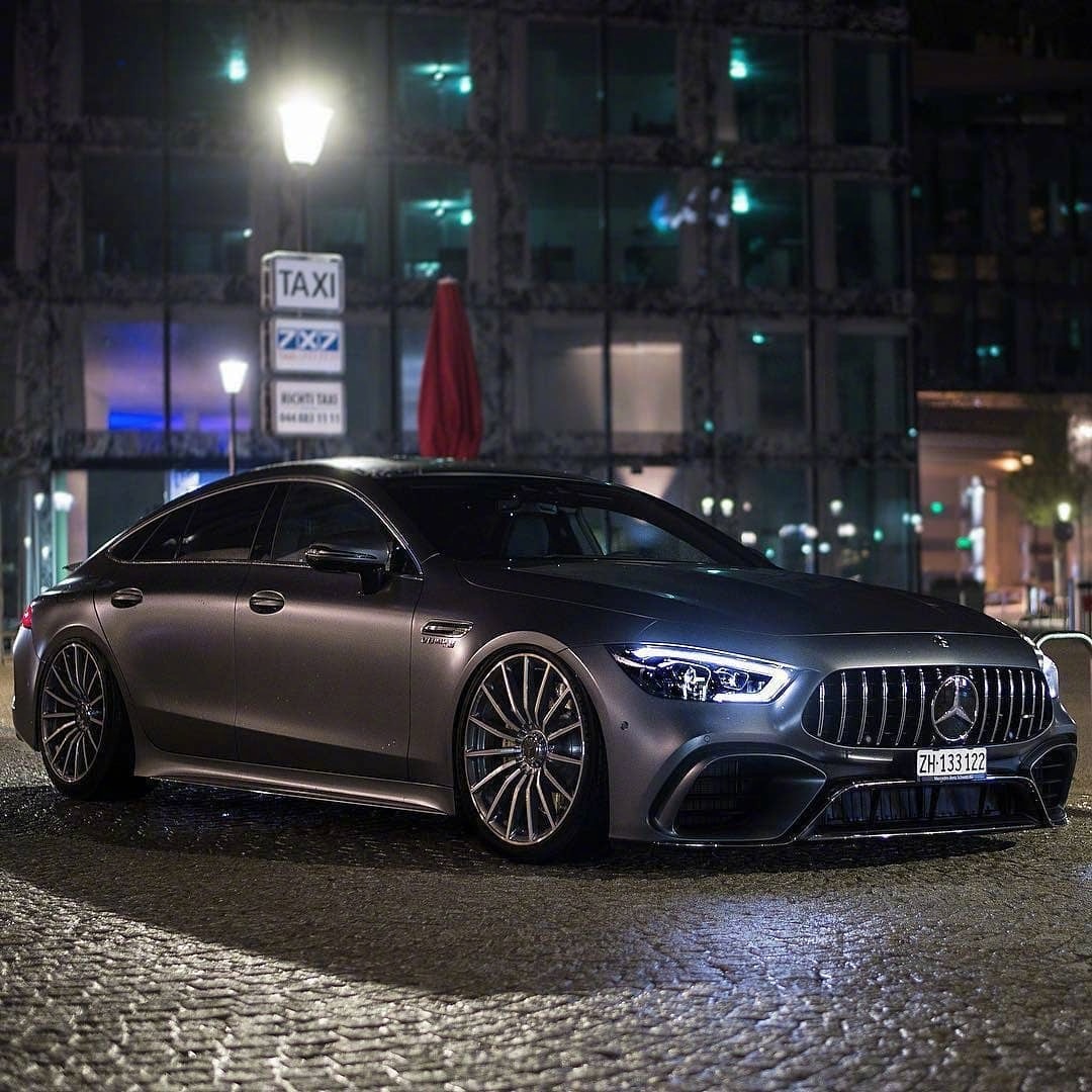 汽车美图赏析:新玩具奔驰GT63,性能范儿