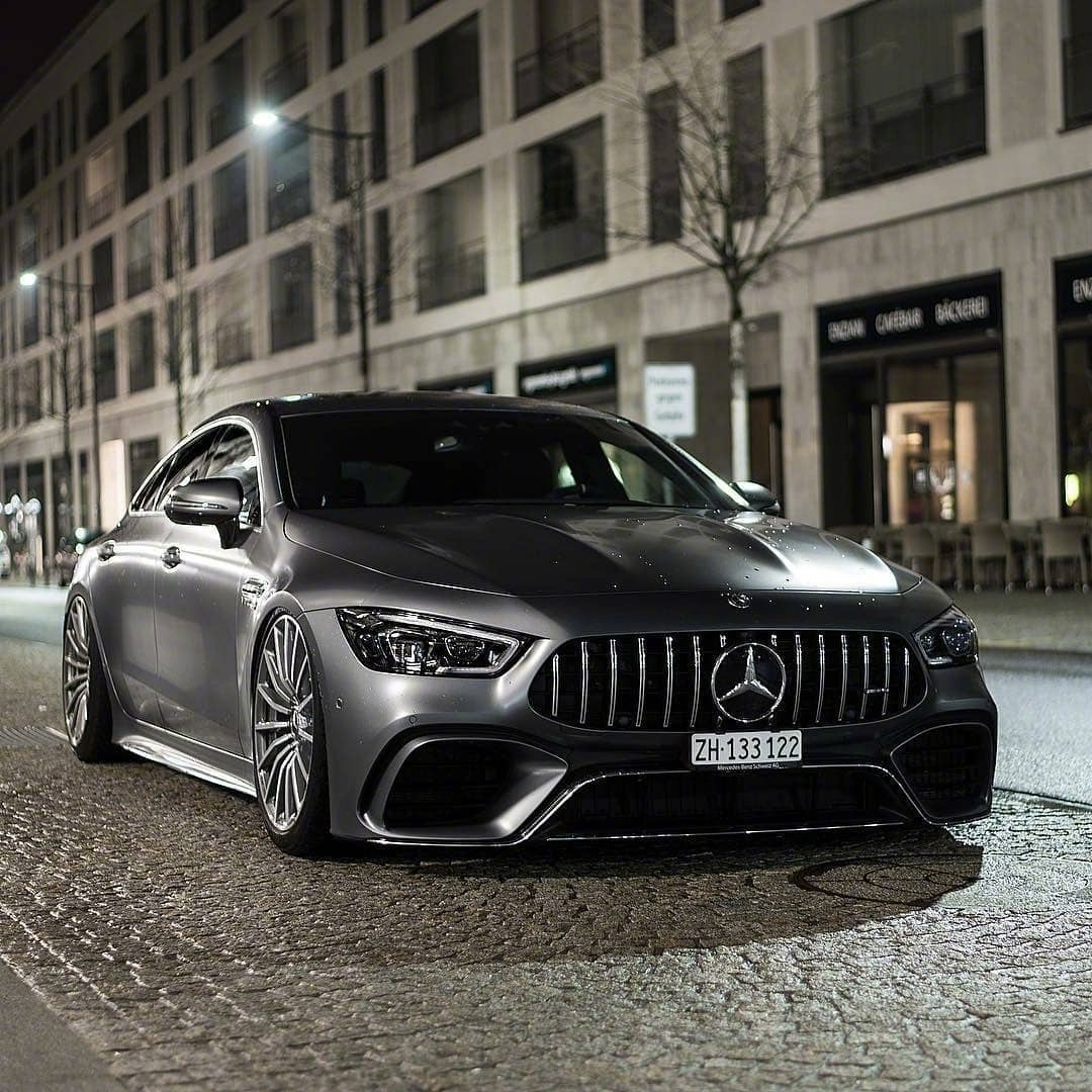 汽车美图赏析:新玩具奔驰GT63,性能范儿