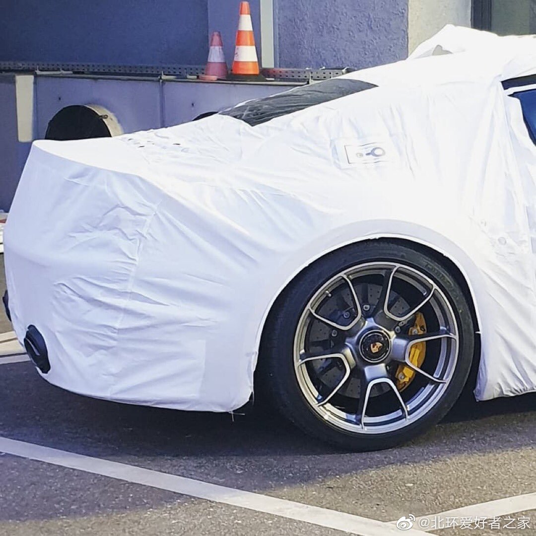 2020款保时捷911 Turbo系列要来了,敞篷版也在列!