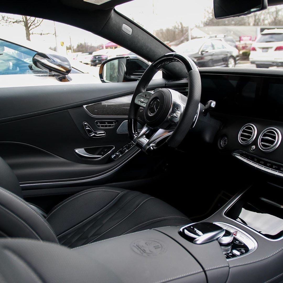 AMG S:战意十足的配色!