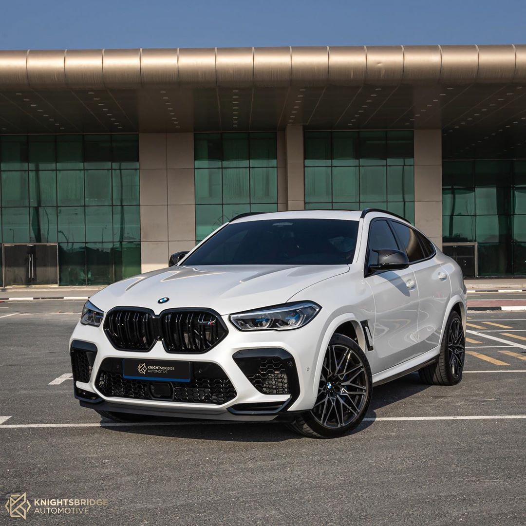 卡塔尔，宝马 BMW X6 M Competition (Knight Bridge)