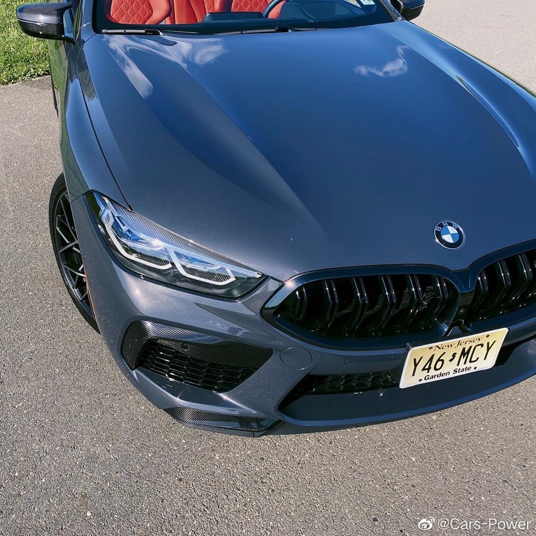 宝马M8雷霆敞篷版 地表最快 大型四座敞篷车