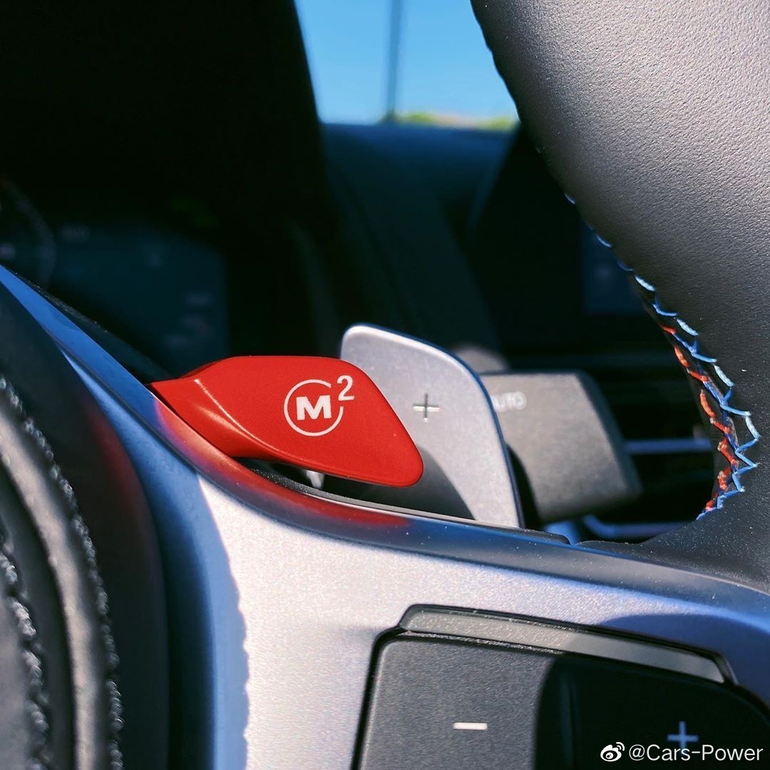 宝马M8雷霆敞篷版 地表最快 大型四座敞篷车