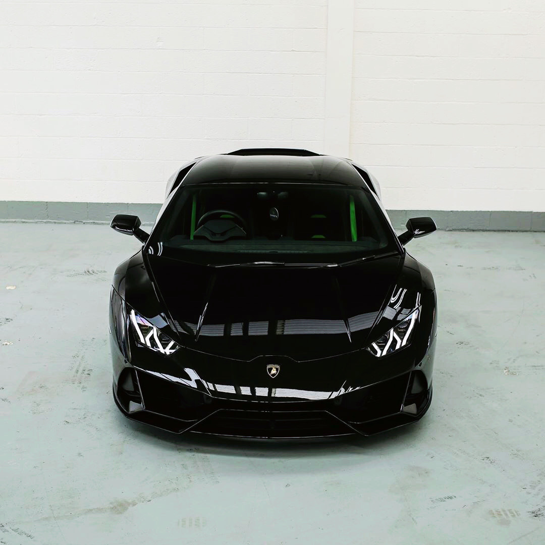 酷酷的小黑牛,喜欢么 Lamborghini Huracan