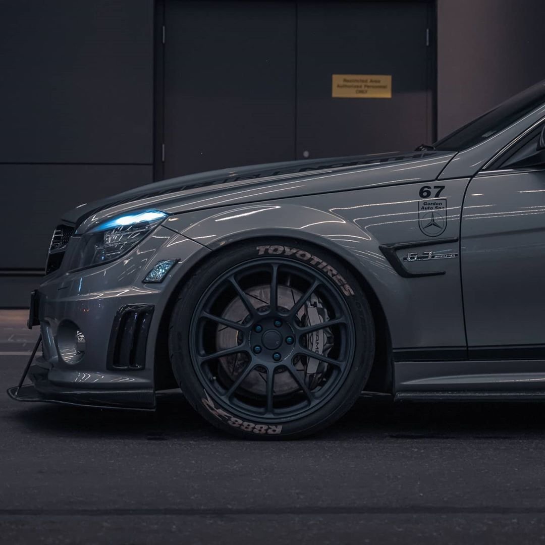 Mecedes Benz W204 C63 AMG，大排量自吸的绝唱！