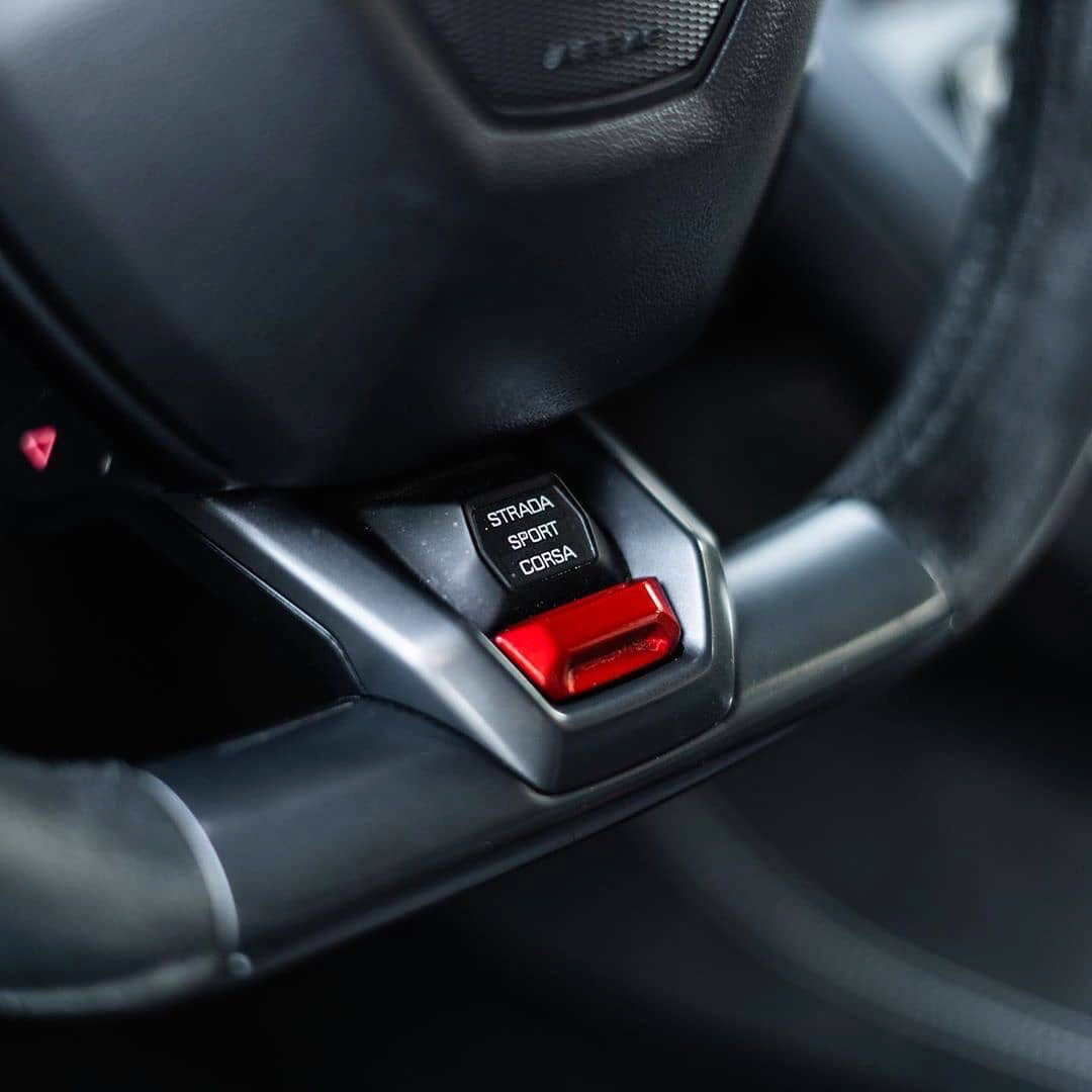 Lamborghini Huracan 灯很犀利!汽车视觉 (兰博基尼)