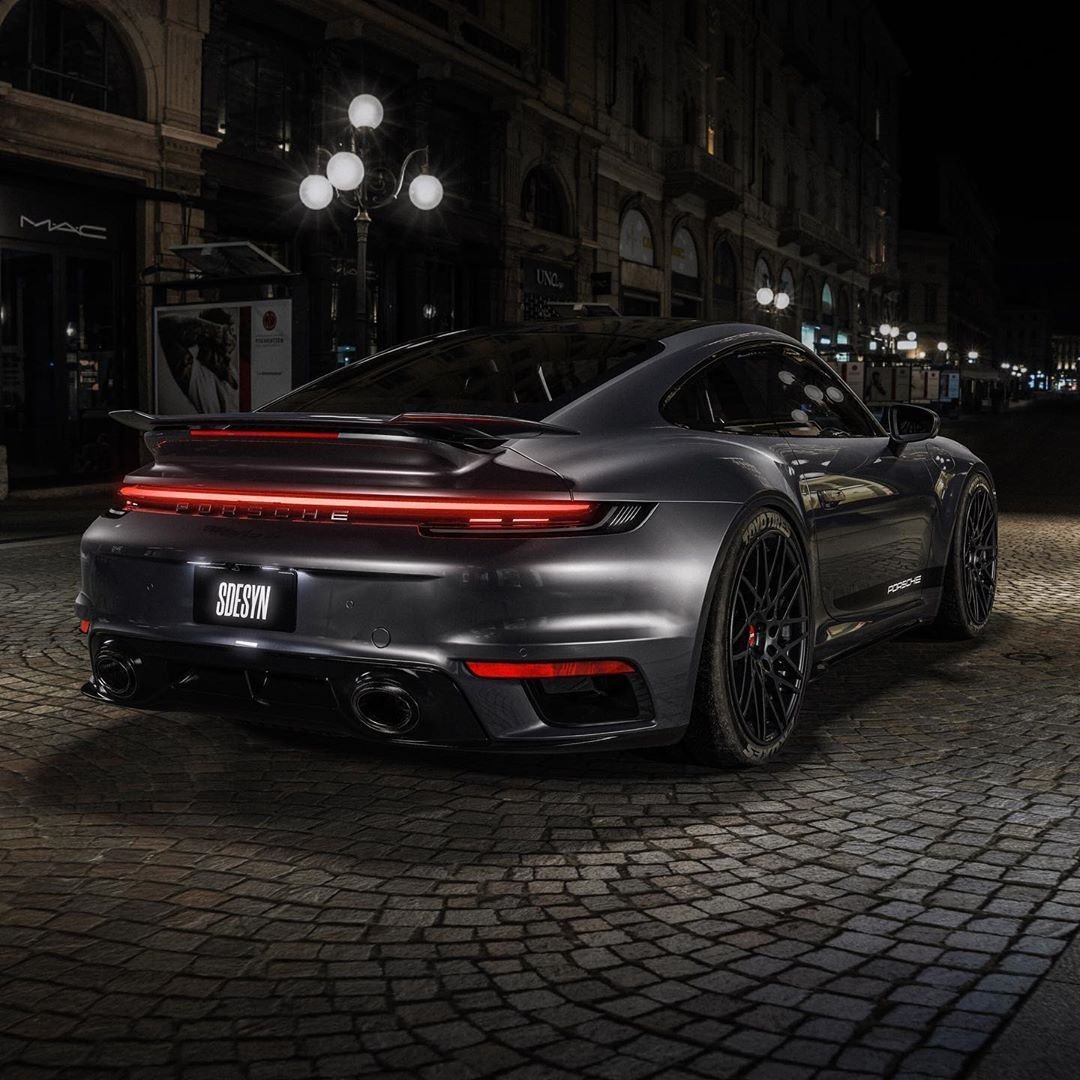 保时捷911 Turbo S,可快可舒服的911