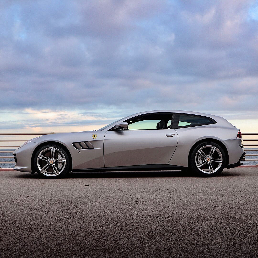 Ferrari GTC4 Lusso,越来越喜欢，只可惜要停产！