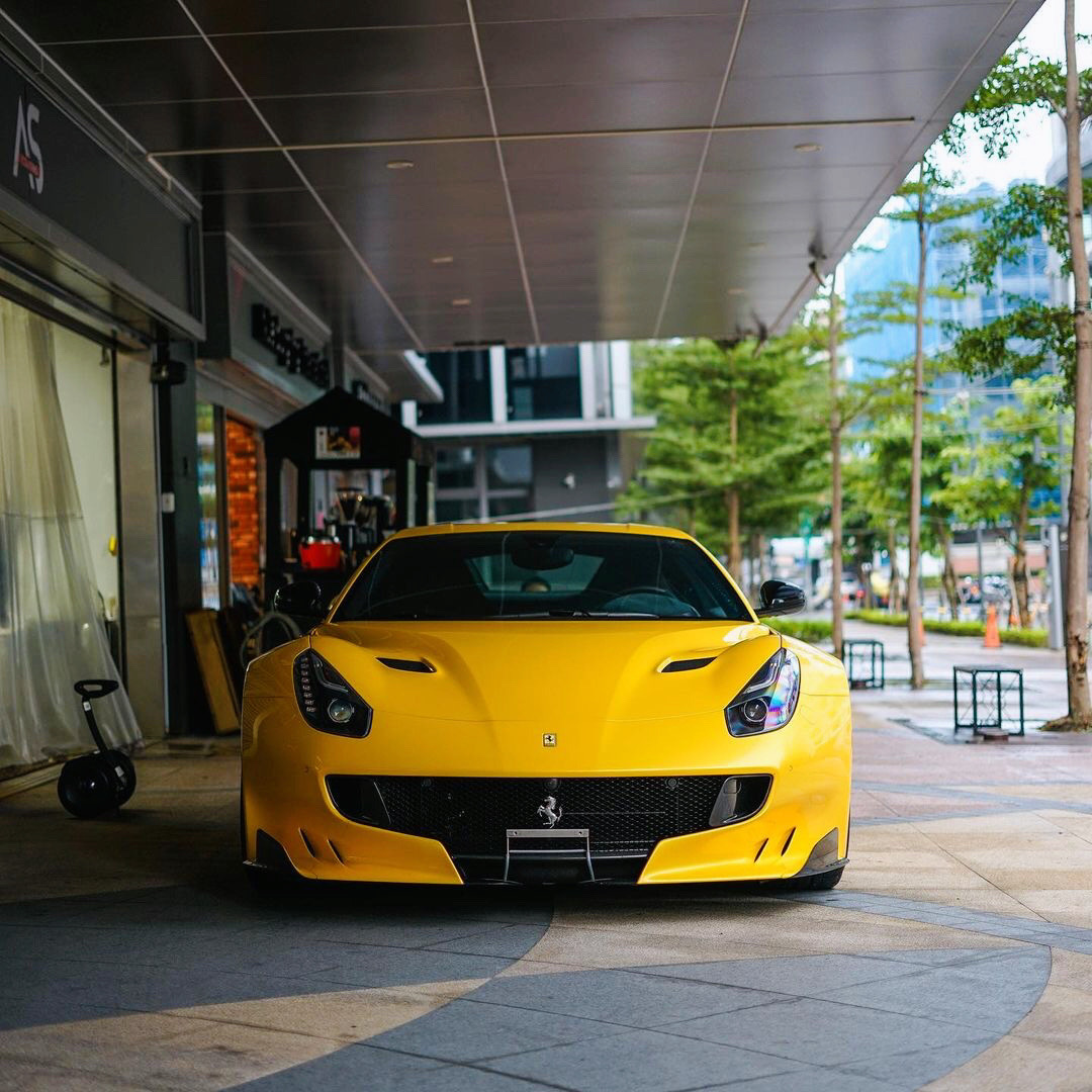 Ferrari F12 tdf 给你的第一印象是什么呢？