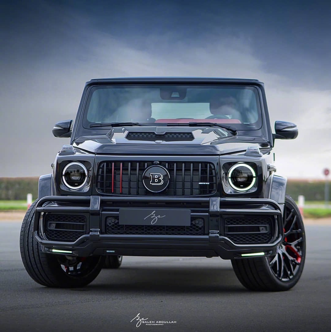 拥有一台巴博斯版本的奔驰G级大匣子会不会是一件很爽的事情?